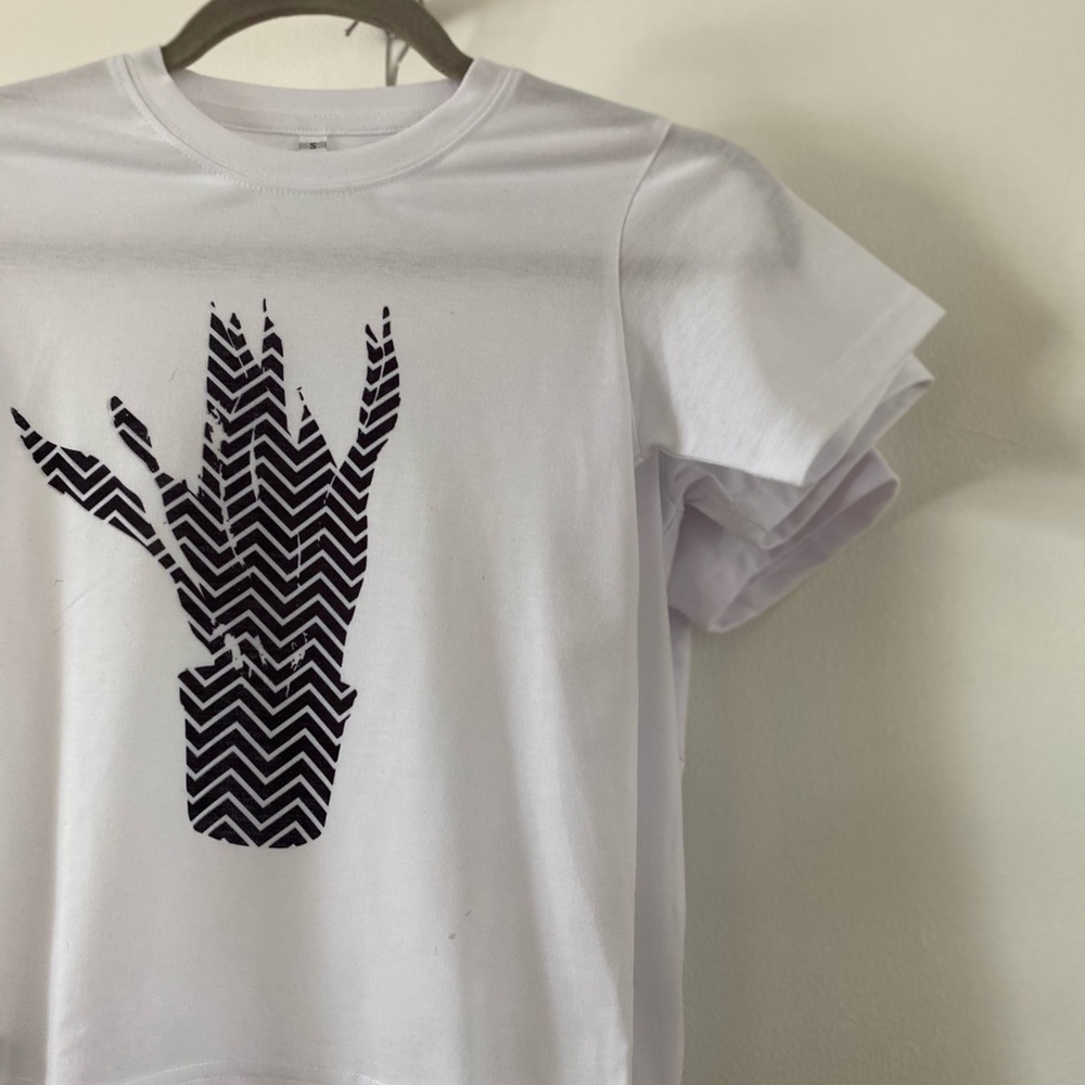 Chevron Snake plant graphic